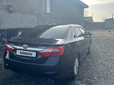 Toyota Camry 2014 года за 9 200 000 тг. в Семей – фото 4