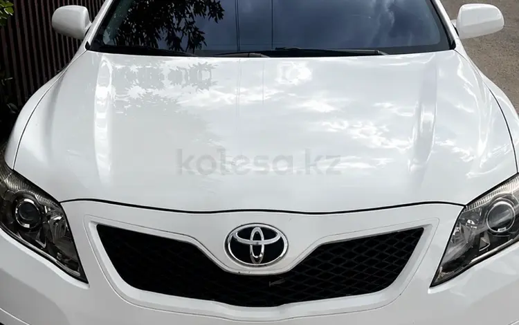 Toyota Camry 2011 года за 5 499 999 тг. в Атырау