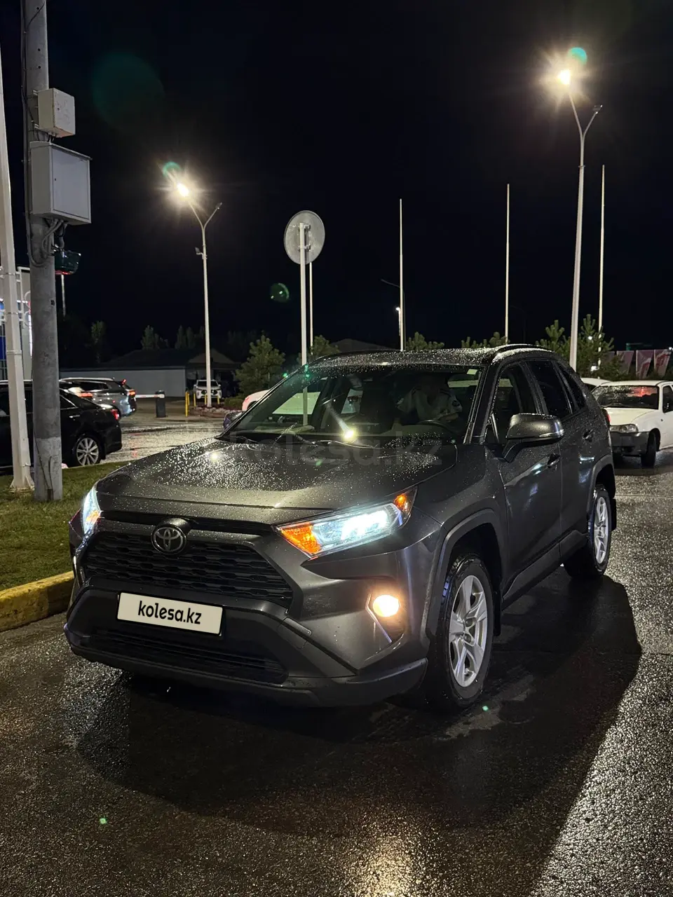 Toyota RAV4, 2019