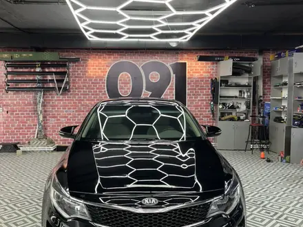 Kia Optima 2016 года за 4 200 000 тг. в Атырау – фото 2