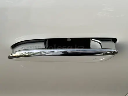 Mercedes-Benz E 300 2025 года за 36 500 000 тг. в Алматы – фото 12