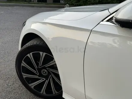 Mercedes-Benz E 300 2025 года за 36 500 000 тг. в Алматы – фото 9