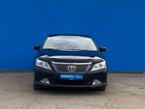 Toyota Camry 2013 года за 9 310 000 тг. в Алматы – фото 2