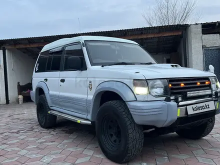 Mitsubishi Pajero 1997 года за 2 600 000 тг. в Алматы – фото 2