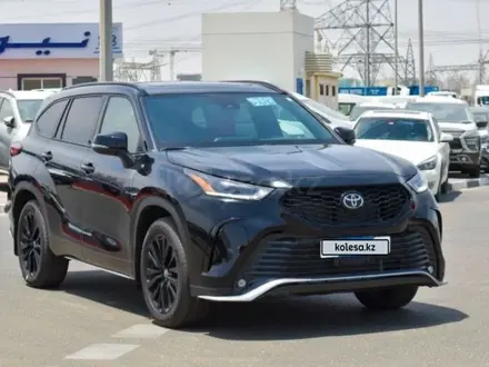 Toyota Highlander 2023 года за 25 050 000 тг. в Семей – фото 3