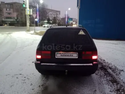 Volkswagen Passat 1995 года за 1 800 000 тг. в Уральск – фото 2