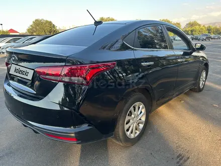 Hyundai Accent 2021 года за 5 536 600 тг. в Алматы – фото 4
