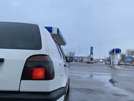 Volkswagen Golf 1993 года за 1 700 000 тг. в Алматы – фото 4