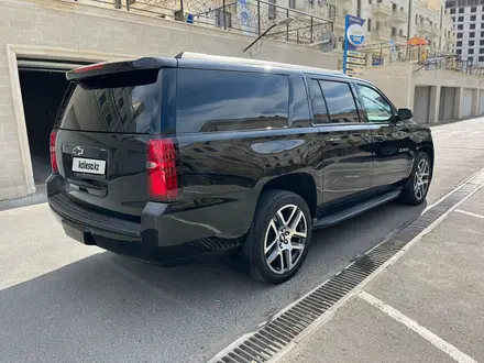 Chevrolet Suburban 2019 года за 35 000 000 тг. в Атырау – фото 2