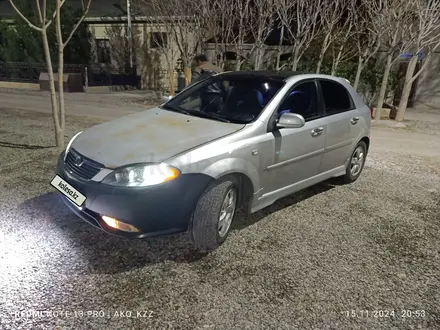 Chevrolet Lacetti 2006 года за 2 300 000 тг. в Туркестан – фото 2