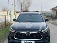 Toyota Highlander 2022 года за 27 000 000 тг. в Шымкент