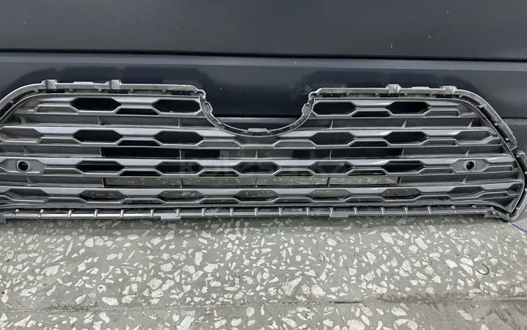 Решётка, бампер rav4 за 40 000 тг. в Караганда