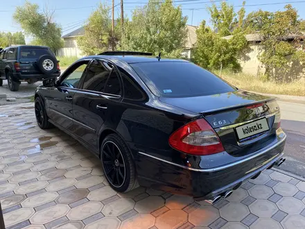 Mercedes-Benz E 63 AMG 2008 года за 11 500 000 тг. в Тараз – фото 4