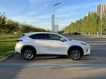 Lexus NX 200 2017 года за 14 000 000 тг. в Астана – фото 2