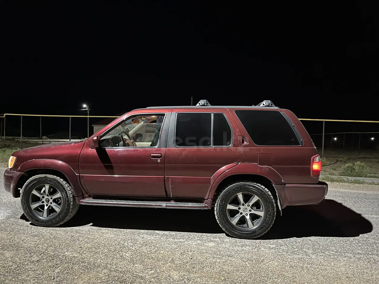 Infiniti QX4, 2000