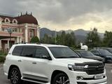 Toyota Land Cruiser 2018 года за 45 000 000 тг. в Алматы – фото 2