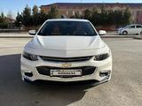 Chevrolet Malibu 2018 года за 9 000 000 тг. в Шымкент – фото 2