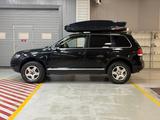 Volkswagen Touareg 2006 года за 4 990 000 тг. в Алматы – фото 4