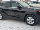 Toyota Highlander 2021 года за 21 000 000 тг. в Атырау