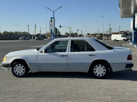 Mercedes-Benz E 230 1991 года за 1 300 000 тг. в Кызылорда – фото 3