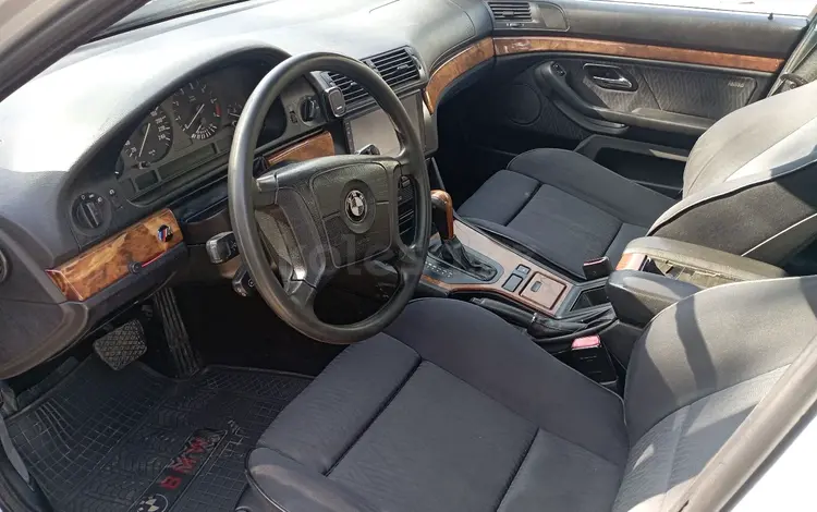 BMW 528 1996 годаүшін2 950 000 тг. в Алматы