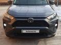 Toyota RAV4 2021 года за 16 500 000 тг. в Шымкент