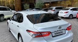 Toyota Camry 2018 года за 13 500 000 тг. в Алматы – фото 5
