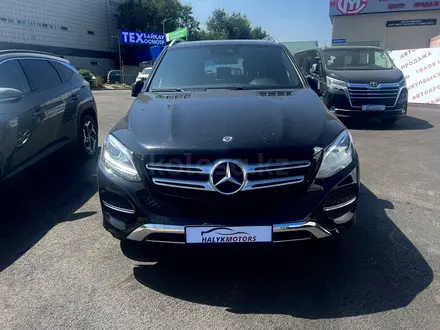 Mercedes-Benz GLE 300 2018 года за 23 500 000 тг. в Алматы