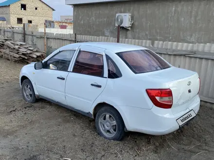 ВАЗ (Lada) Granta 2190 2012 года за 900 000 тг. в Атырау – фото 5