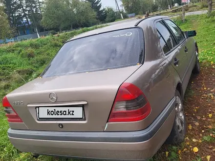 Mercedes-Benz C 180 1993 года за 2 500 000 тг. в Петропавловск – фото 2