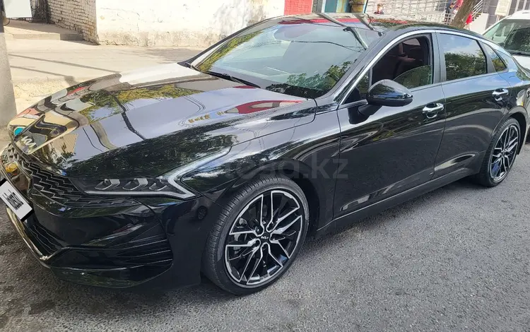 Kia K5 2023 года за 13 000 000 тг. в Шымкент