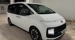 Hyundai Staria 2023 года за 22 500 000 тг. в Астана