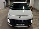 Hyundai Staria 2023 года за 22 500 000 тг. в Астана – фото 2