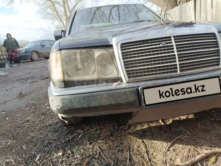 Mercedes-Benz E 200 1990 года за 800 000 тг. в Атбасар – фото 5