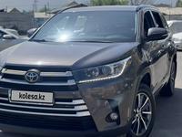 Toyota Highlander 2018 года за 17 800 000 тг. в Алматы