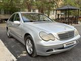 Mercedes-Benz C 200 2002 года за 2 300 000 тг. в Тараз – фото 3
