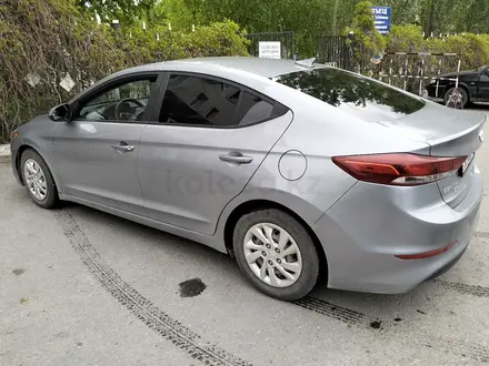 Hyundai Elantra 2016 года за 8 000 000 тг. в Рудный – фото 2