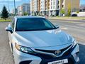 Toyota Camry 2018 годаfor8 200 000 тг. в Астана – фото 4