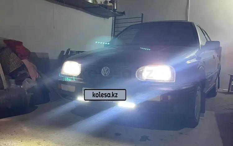 Volkswagen Golf 1994 годаүшін1 145 000 тг. в Актобе