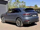 Porsche Cayenne 2018 года за 27 500 000 тг. в Караганда – фото 4