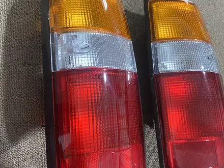 Задний фонарь — Toyota Land Cruiser 80 1990-1997 за 14 000 тг. в Алматы – фото 3