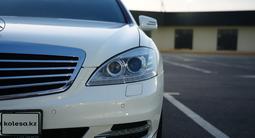 Mercedes-Benz S 500 2012 года за 15 000 000 тг. в Шымкент – фото 3