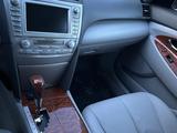 Toyota Camry 2010 года за 9 000 000 тг. в Петропавловск – фото 4