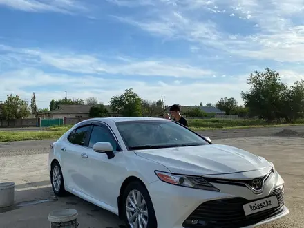 Toyota Camry 2019 года за 14 000 000 тг. в Тараз – фото 12