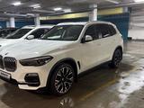 BMW X5 2020 года за 33 000 000 тг. в Астана