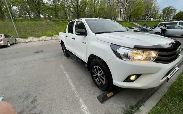 Toyota Hilux 2017 года за 15 500 000 тг. в Алматы