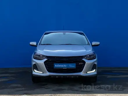 Chevrolet Onix 2023 года за 7 860 000 тг. в Алматы – фото 2