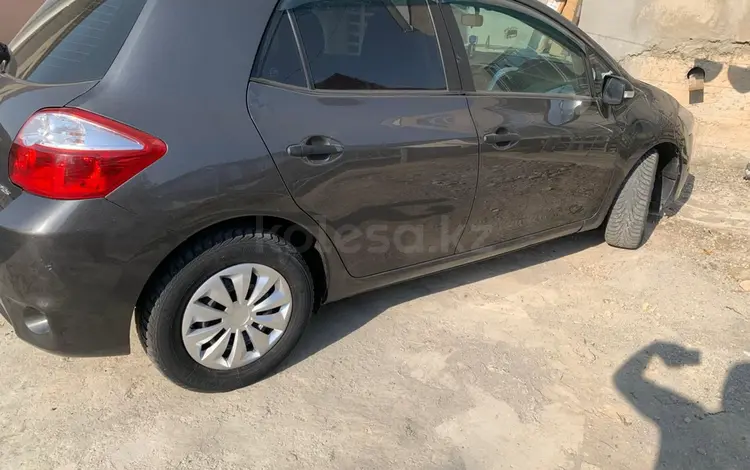 Toyota Auris 2010 года за 4 000 000 тг. в Шымкент