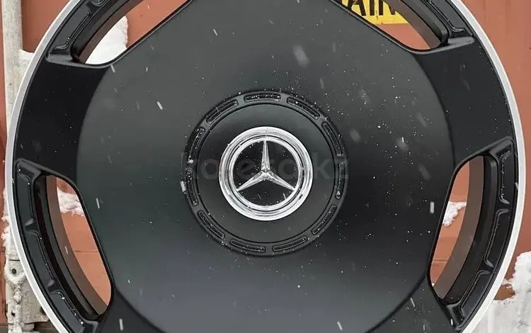 Оригинальные диски AMG R22 на Mercedes G Classe W463 Гелендваген за 450 000 тг. в Астана