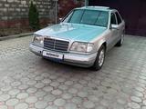 Mercedes-Benz E 200 1994 года за 3 500 000 тг. в Алматы